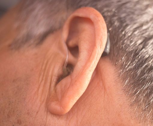 Demenz Alzheimer und Hörgeräte